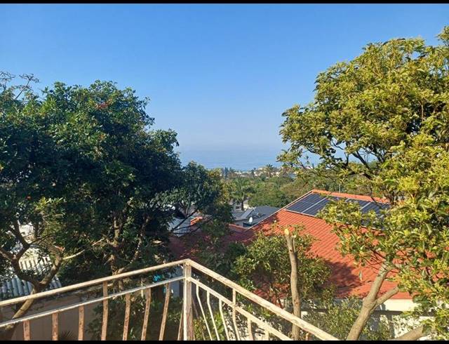 4 BEDROOM HOUSE FOR SALE IN BALLITO BAY